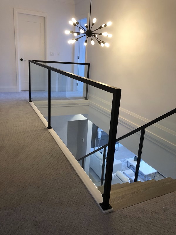 modern interior stair railings, glass, topless, flat black, richmond